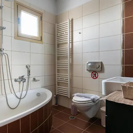 Grand Katerina Villa *